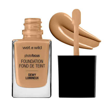Photo Focus Dewy Foundation | Amber Beige